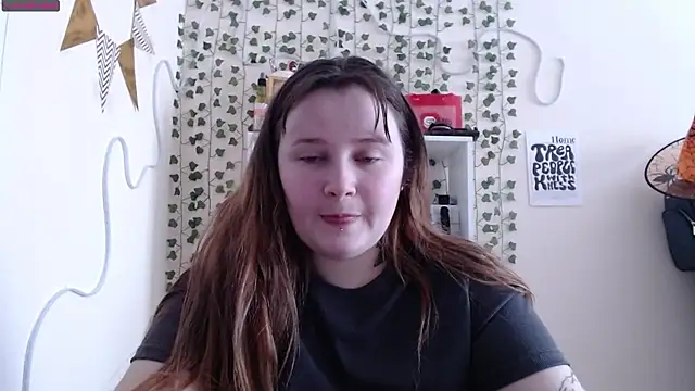 Snapshot of Light_Luna chatting on 28, 1, 2025 Light Luna online show from 28, 1, 2025