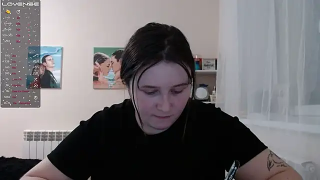 Snapshot of Light_Luna chatting on 7, 2, 2025 Light Luna online show from 7, 2, 2025