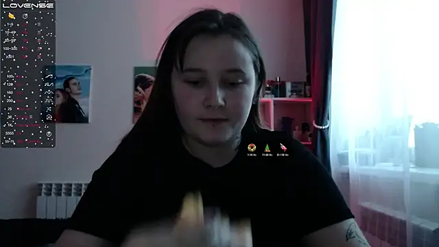 Snapshot of Light_Luna chatting on 10, 2, 2025 Light Luna online show from 10, 2, 2025