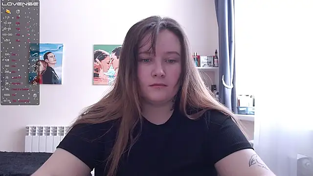 Snapshot of Light_Luna chatting on 14, 2, 2025 Light Luna online show from 14, 2, 2025