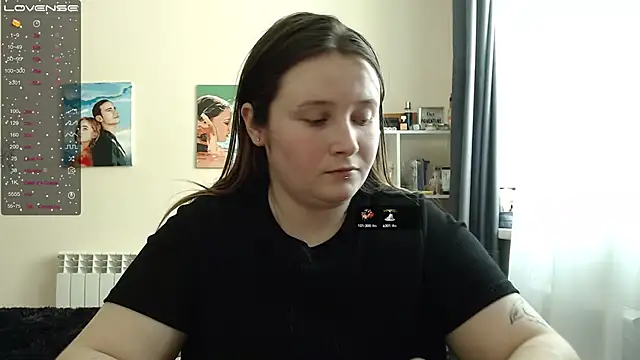 Snapshot of Light_Luna chatting on 23, 2, 2025 Light Luna online show from 23, 2, 2025