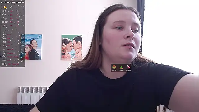 Snapshot of Light_Luna chatting on 1, 3, 2025 Light Luna online show from 1, 3, 2025