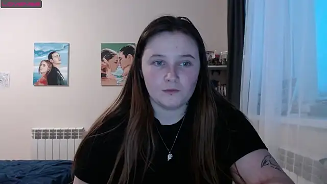 Snapshot of Light_Luna chatting on 3, 3, 2025 Light Luna online show from 3, 3, 2025