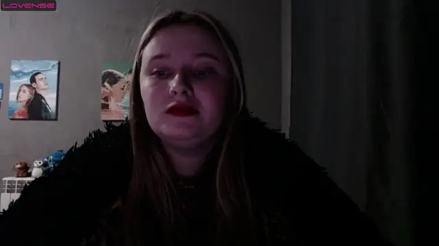 Snapshot of Light_Luna chatting on 13, 9, 2025 Light Luna online show from 13, 9, 2025