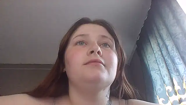 Snapshot of Light_Luna chatting on 19, 6, 2026 Light Luna online show from 19, 6, 2026
