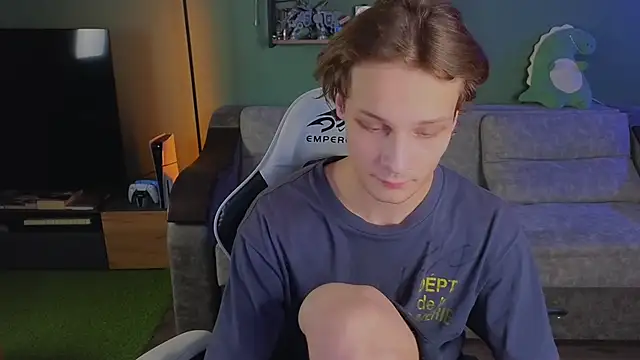 TeddyLiLboy online show from 19, 10, 2025