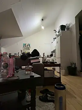 Snapshot of eltoulou chatting on 27, 3, 2026 eltoulou online show from 27, 3, 2026