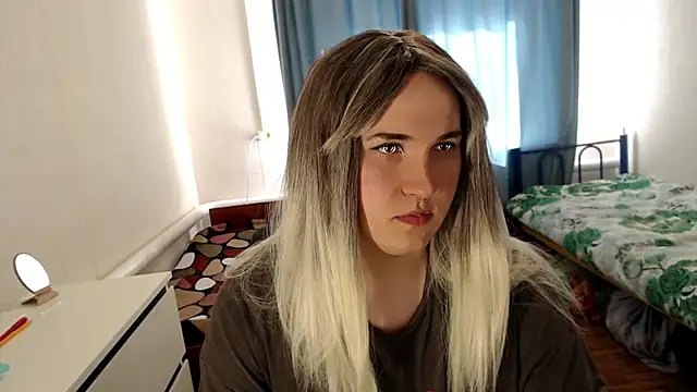 EvaMiron online show from 18, 4, 2026