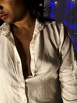 FANTASY QUEEN 07 online show from 23, 2, 2025