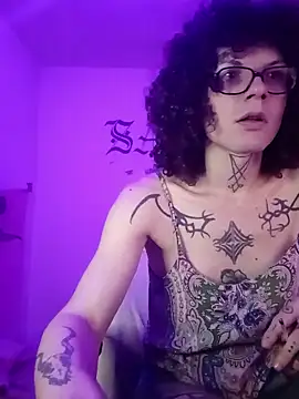 Snapshot of SuccubusTatuada chatting on 3, 4, 2026 SuccubusTatuada online show from 3, 4, 2026