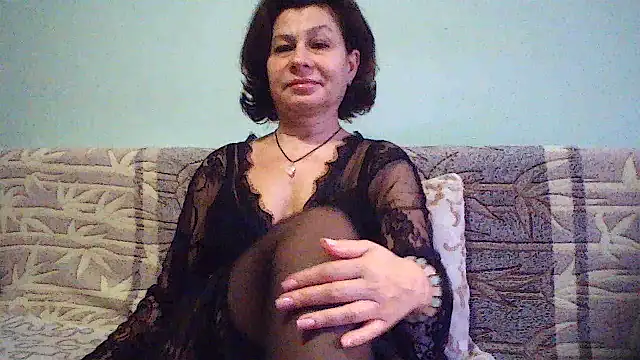 Snapshot of Mat_Elenore chatting on 2, 2, 2025 Mat Elenore online show from 2, 2, 2025