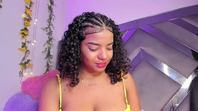 Iris hott1 online show from 9, 1, 2025
