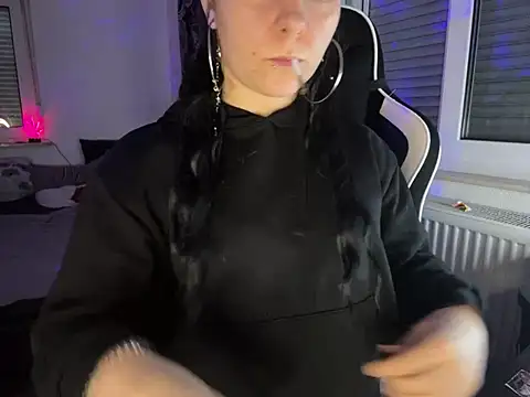 Snapshot of kinkygirl420x chatting on 20, 1, 2025 kinkygirl420x online show from 20, 1, 2025