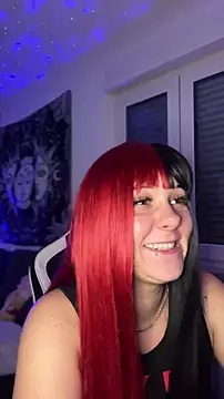 Snapshot of kinkygirl420x chatting on 8, 10, 2025 kinkygirl420x online show from 8, 10, 2025