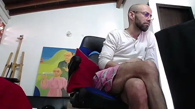 Snapshot of FurryLatinArtist chatting on 17, 1, 2025 FurryLatinArtist online show from 17, 1, 2025