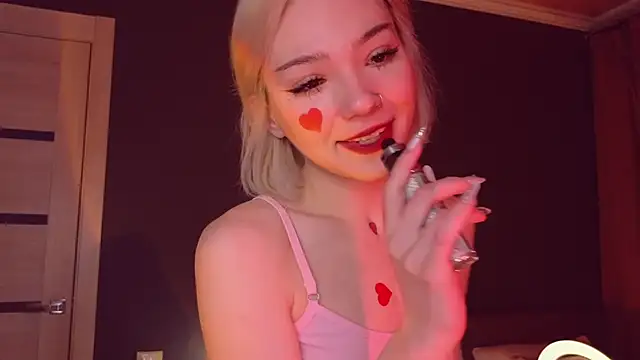 SandraBoyl online show from 11, 2, 2025