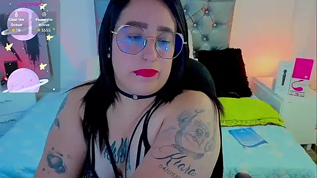 Snapshot of NatalieHarris chatting on 11, 5, 2026 NatalieHarris online show from 11, 5, 2026