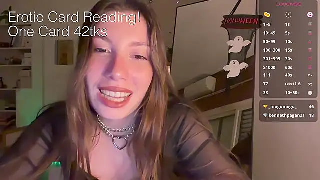 CringeButCute online show from 30, 10, 2025