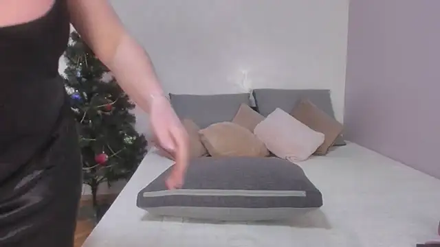 Snapshot of SheilaBloom chatting on 22, 1, 2025 SheilaBloom online show from 22, 1, 2025