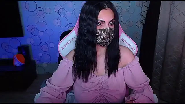 Snapshot of __Yasmina__ chatting on 2, 10, 2025 Yasmina online show from 2, 10, 2025