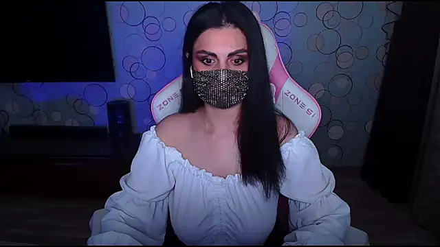 Snapshot of __Yasmina__ chatting on 27, 6, 2026 Yasmina online show from 27, 6, 2026