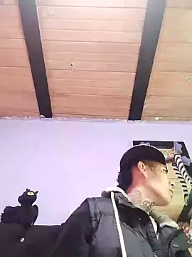 Snapshot of bad_couple_sex chatting on 27, 1, 2025 bad couple sex online show from 27, 1, 2025