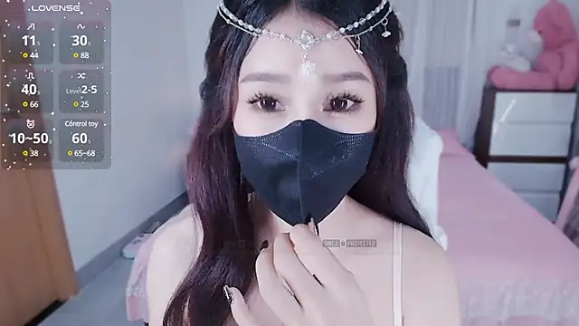 PimChanOK online show from 15, 2, 2025