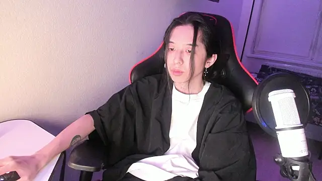 wexlee7 online show from 25, 2, 2026