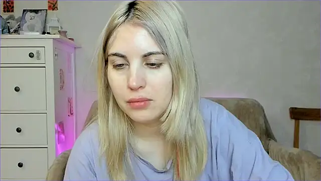 Snapshot of pawpaws chatting on 9, 2, 2026 pawpaws online show from 9, 2, 2026