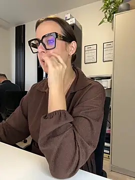 Hii Lolla online show from 13, 11, 2025