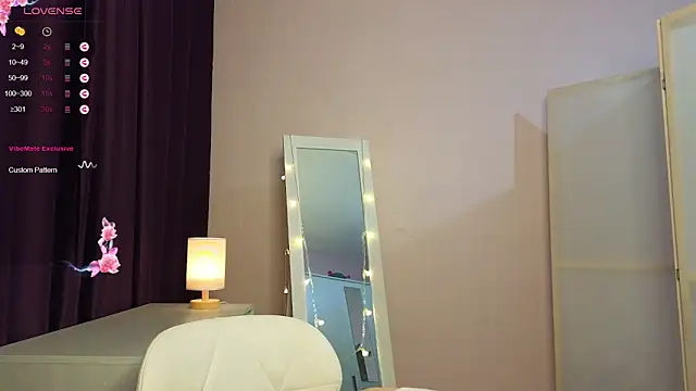 Snapshot of Dana_Magicall chatting on 1, 2, 2025 Dana Magicall online show from 1, 2, 2025