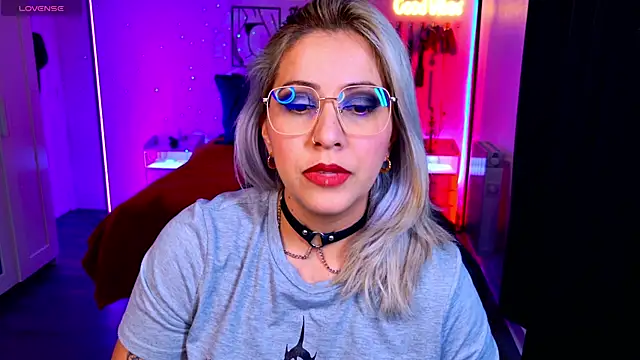 blackwidow s1 online show from 23, 4, 2026