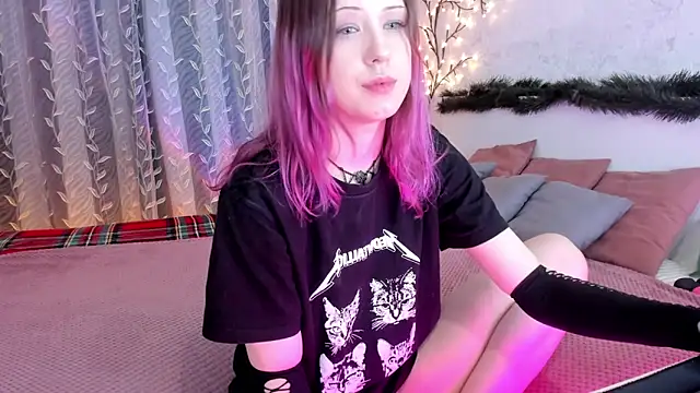 Snapshot of space_cowgirl chatting on 21, 12, 2024 space cowgirl online show from 21, 12, 2024