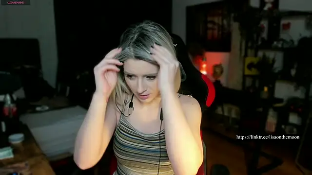 Lisaonthemoon online show from 11, 3, 2025