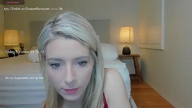 Lisaonthemoon online show from 15, 11, 2025