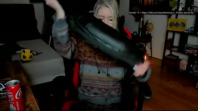 Lisaonthemoon online show from 27, 11, 2025