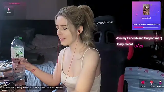 Lisaonthemoon online show from 2, 7, 2026