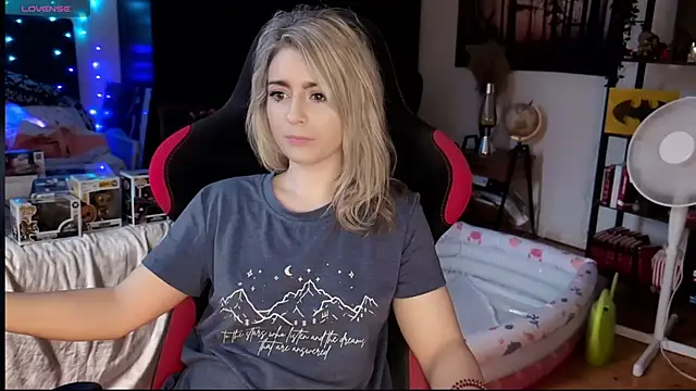 Lisaonthemoon online show from 14, 7, 2026