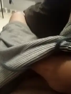 Snapshot of dredre1069 chatting on 10, 1, 2025 dredre1069 online show from 10, 1, 2025