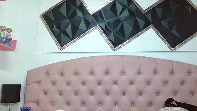 Snapshot of andrea_safeira_doll chatting on 25, 2, 2026 andrea safeira doll online show from 25, 2, 2026