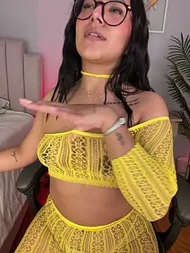 Gytha davis online show from 9, 1, 2025