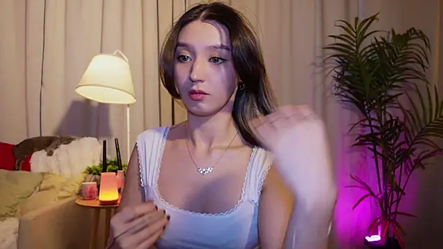 Sarasuo1 online show from 3, 3, 2025