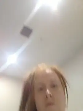 Snapshot of mollymay69 chatting on 18, 10, 2025 mollymay69 online show from 18, 10, 2025