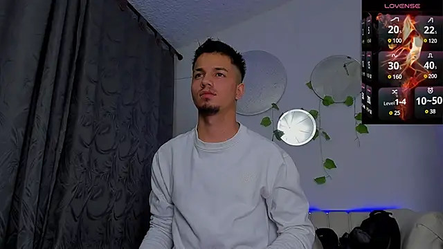 Issac james  online show from 9, 1, 2025