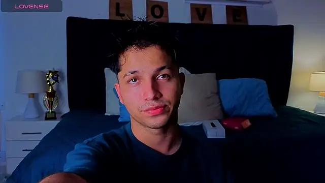 Snapshot of Issac_james_ chatting on 10, 4, 2026 Issac james online show from 10, 4, 2026