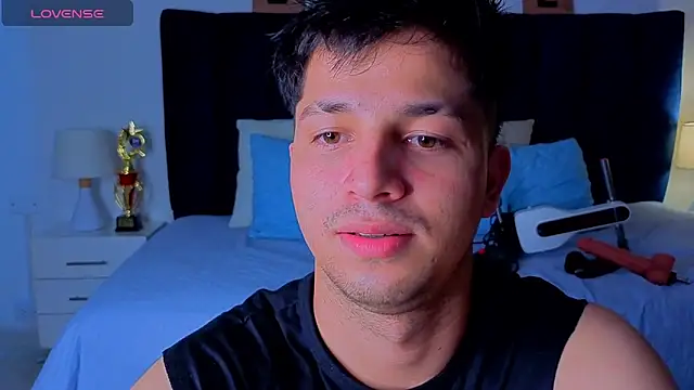 Snapshot of Issac_james_ chatting on 11, 4, 2026 Issac james online show from 11, 4, 2026