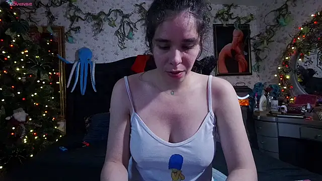 Elizabeth77  online show from 14, 12, 2024