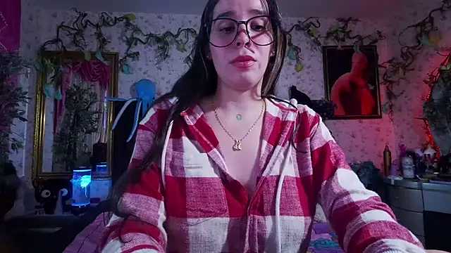 Elizabeth77  online show from 10, 3, 2025