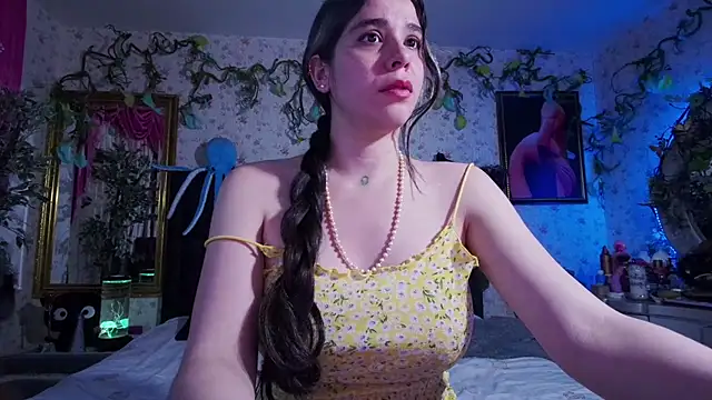 Elizabeth77  online show from 17, 3, 2025