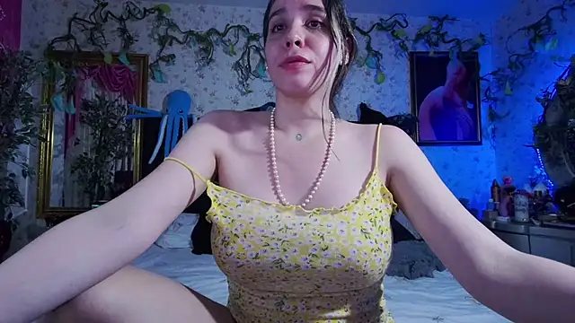 Elizabeth77  online show from 17, 3, 2025